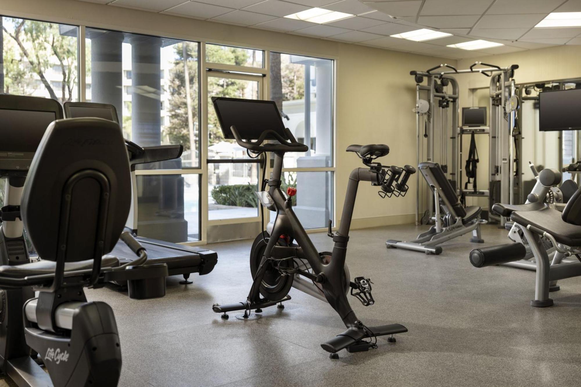 Costa Mesa Marriott Hotel Bagian luar foto